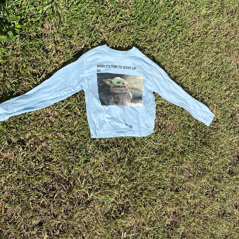 Star Wars Long Sleeve Yoda Shirt Size: Small